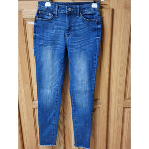 Aeropostale Womans High Waisted Distresses Ankle Jegging. Size 2